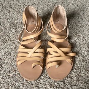 Womens Mossimo sandals size 8